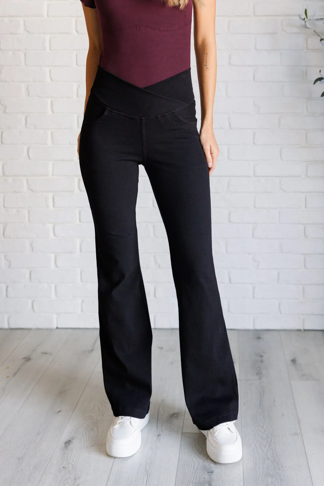 Building Habits Twill Flared Crossover Waist Pant in Black