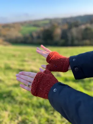 Knitting Kit: Magic Loop Mitts in BC Garn Hamelton Tweed 2 Chunky GOTS certified organic yarn