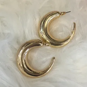 Simple Chic Chunky Hoop Earrings